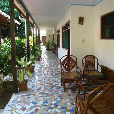 Hotel Oriental Rurrenabaque Exterior photo