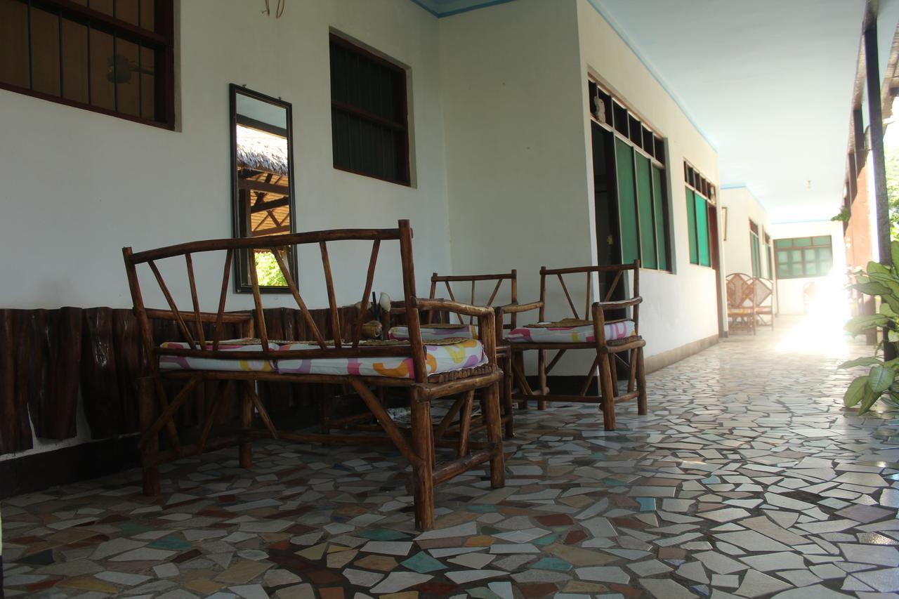 Hotel Oriental Rurrenabaque Exterior photo